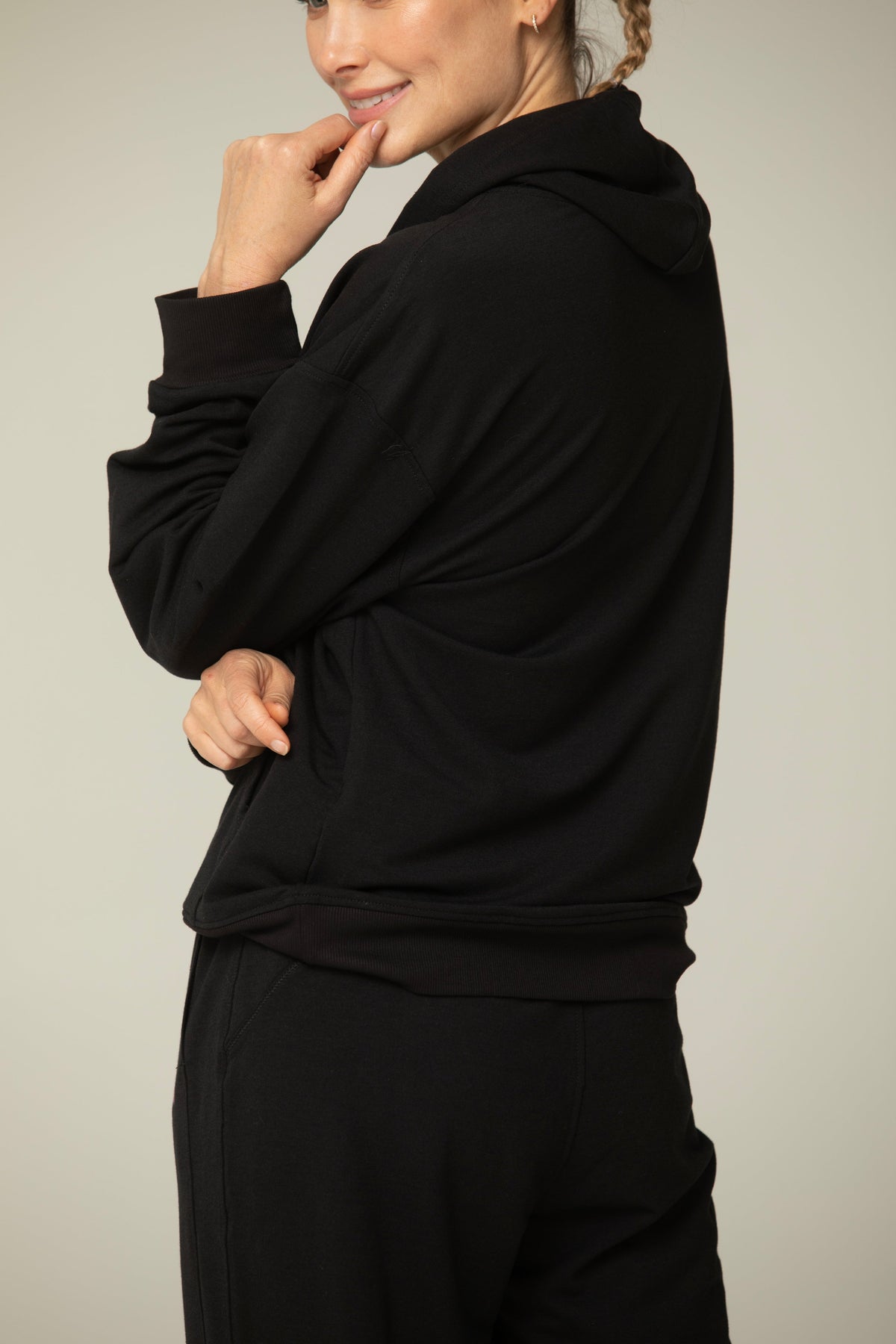 Luna Relaxed Fit Hoodie — Soft Cotton Blend with Kangaroo Pocket